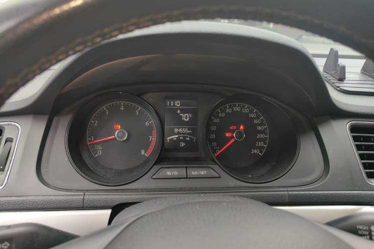 Used Volkswagen Lavida 2017 1.6L Manual Fashion Edition