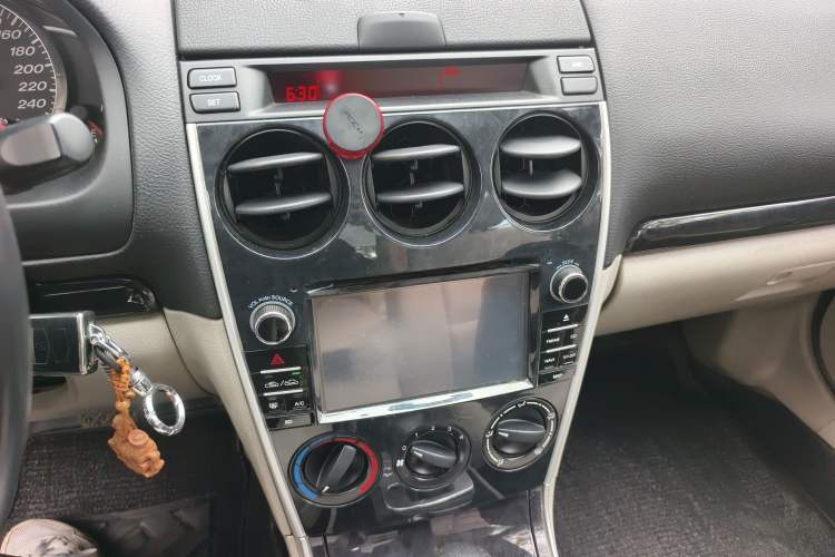 Used Mazda 6 2011 2.0L Automatic Fashion Edition Audio And AC Panel
