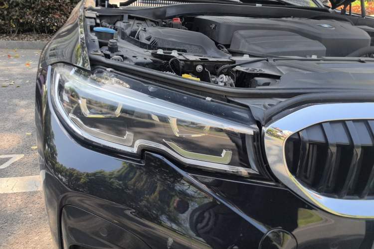 Used BMW 3 Series 2021 Second Facelift 320Li M Sport Package
