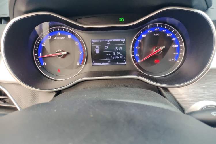 Used Geely Auto Vision 2019 Upgraded Model 1.5L CVT Luxury Version China VI Standard