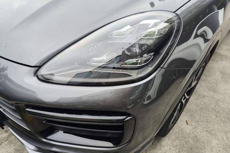 Used Porsche Cayenne 2019 Cayenne Coupé 3.0T
