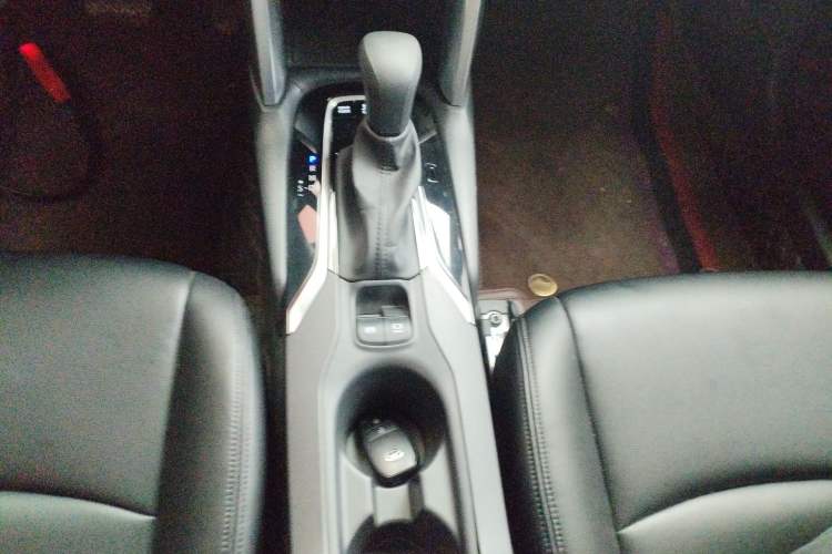 Used Toyota Corolla Cross 2024 2.0L Smart Electric Hybrid Dual-Engine Pioneer Edition