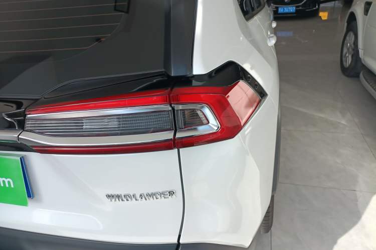 Used Toyota Wildlander 2024 2.0L CVT Two-Wheel Drive Leading Edition