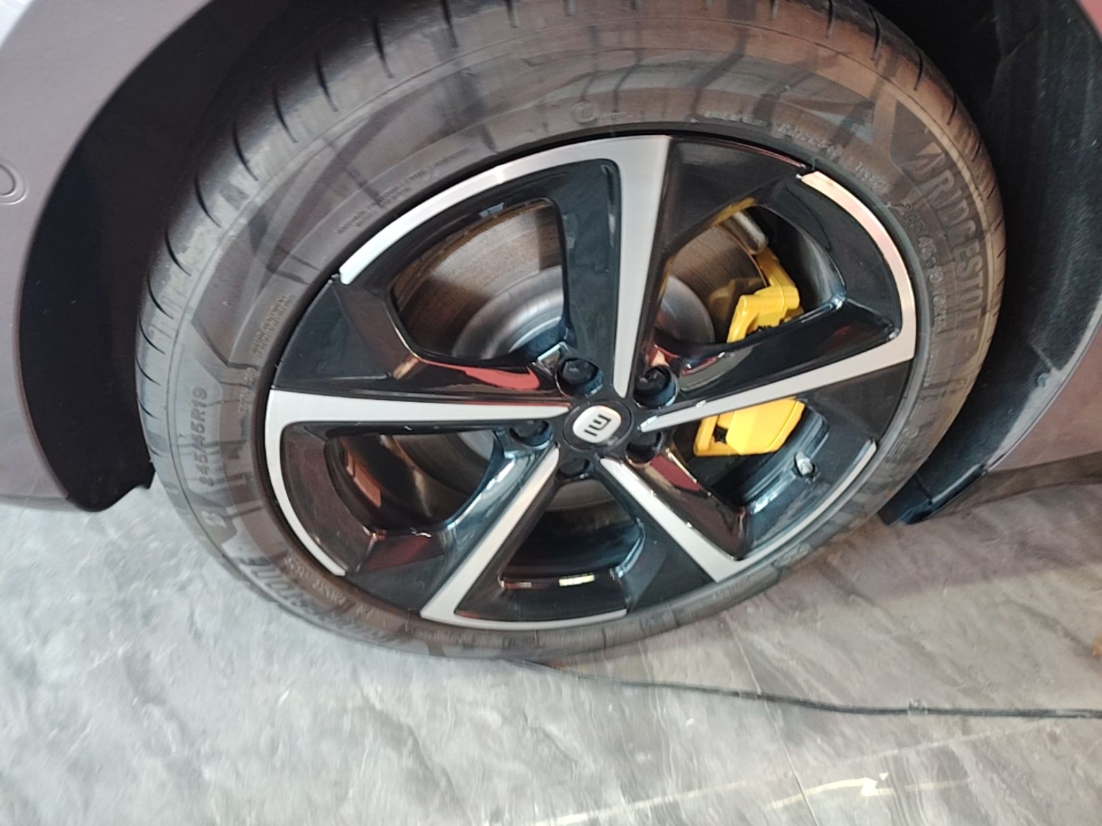 Xiaomi Auto SU7 2024 Four-Wheel Drive Ultra-Long Range Advanced Intelligent Driving Max Edition — снимка 11