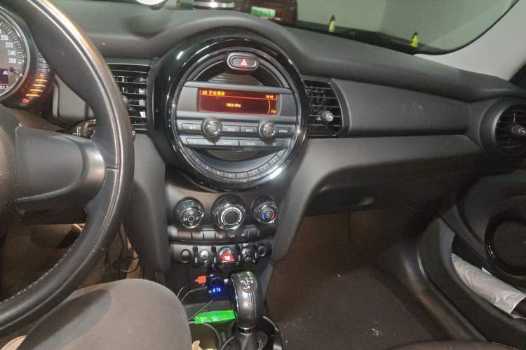 Used MINI MINI 2015 1.2T ONE Five-Door Edition
