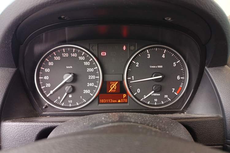 Used BMW X1 2015 sDrive18i Fashion Upgrade Edition Instrument Cluster