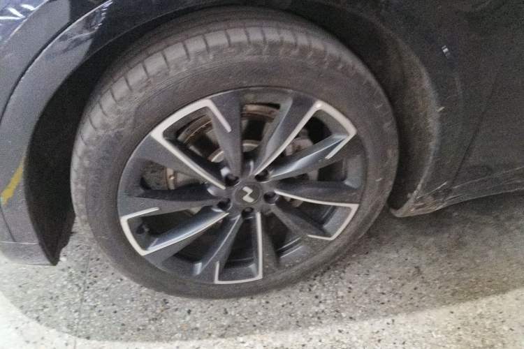 Used ONVO L60 2024 60 kWh Rear-Drive Version
