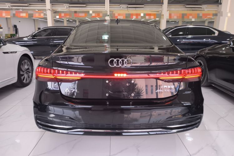 Used Audi A7L 2024 45TFSI S-line Dream-Building Edition Flow Crystal Package