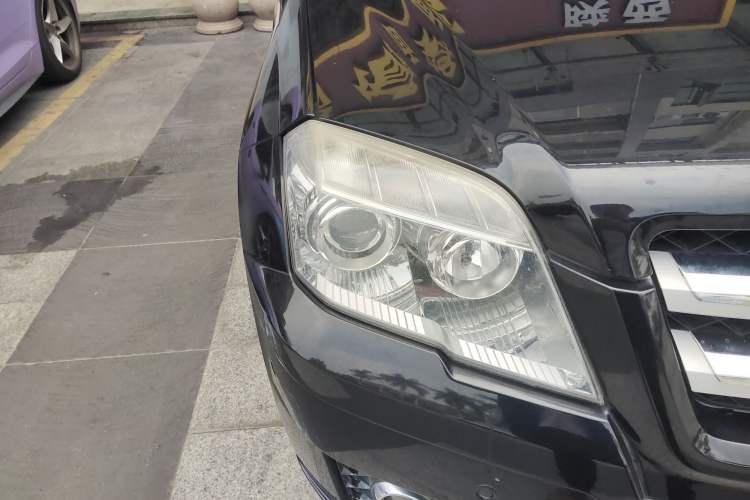 Used Mercedes-Benz GLK-Class 2011 GLK 300 4MATIC Fashion Model