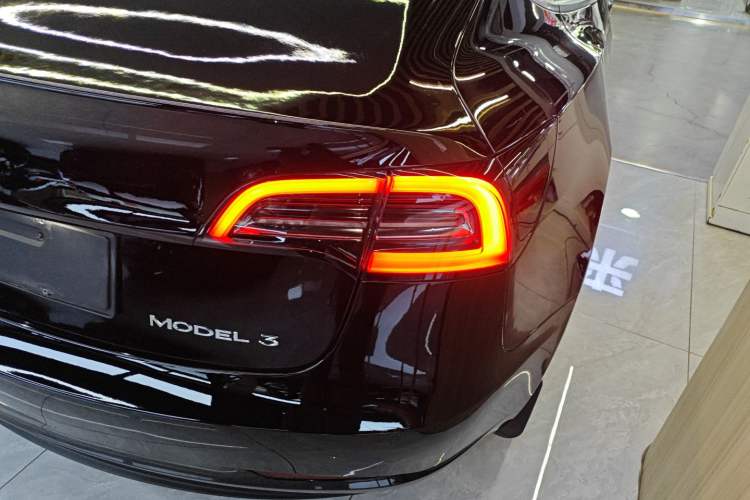 Used Tesla Model 3 2022 Rear-Wheel-Drive Version