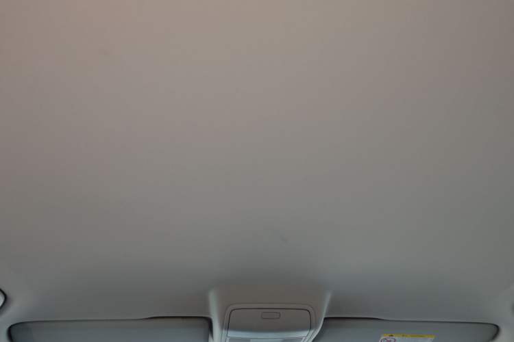 Used Volkswagen Tiguan L 2016 280TSI Automatic Two-Wheel-Drive Silk Road Style Edition
