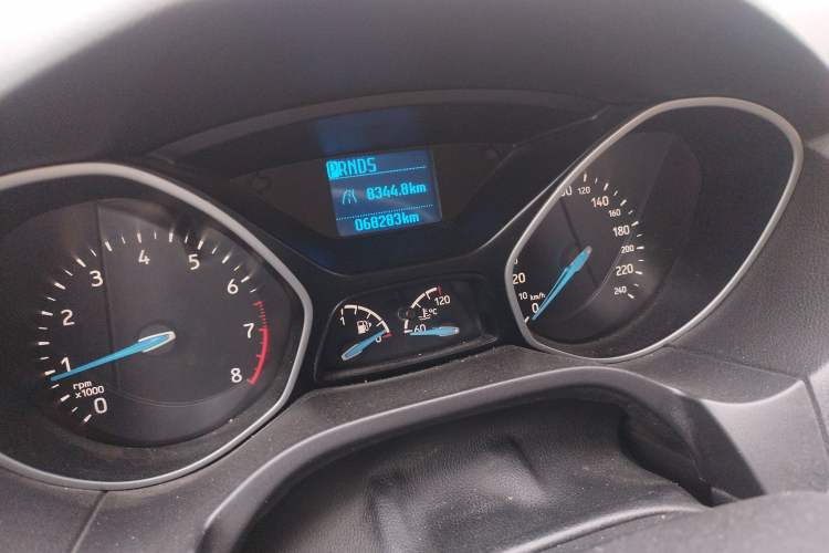 Used Ford Focus 2018 Hatchback Classic 1.6L Automatic Comfort Plus SmartDrive Edition Odometer Close Up