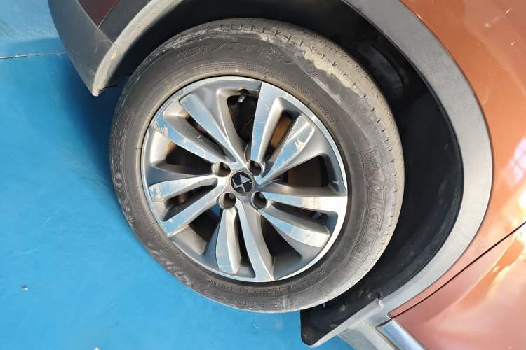 Used DS 6 2014 1.6T Luxury Edition THP200 Left Front Wheel Hub