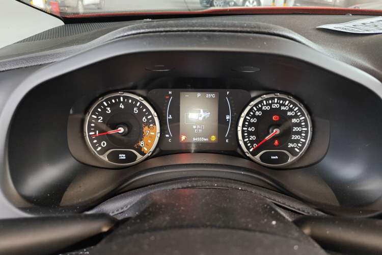 Used Jeep Renegade 2017 180T Automatic High-Energy Version