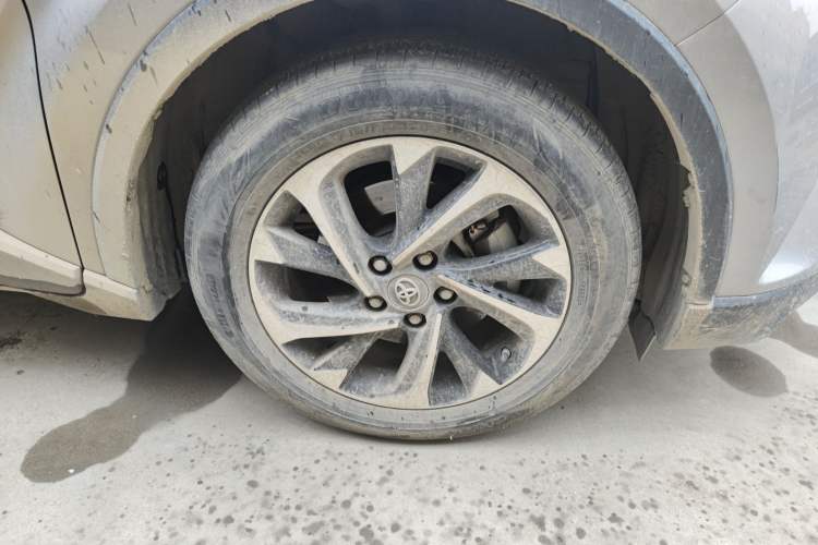 Used Toyota IZOA 2020 2.0L Enjoy Edition Exterior 4