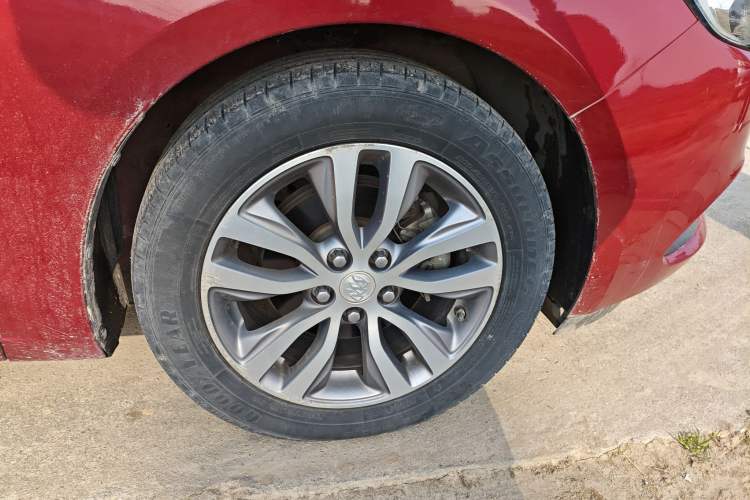 Used Buick GT 2018 18T Automatic Elite Model