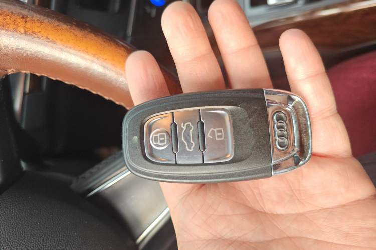 Used Audi A6L 2014 TFSI Comfort Model