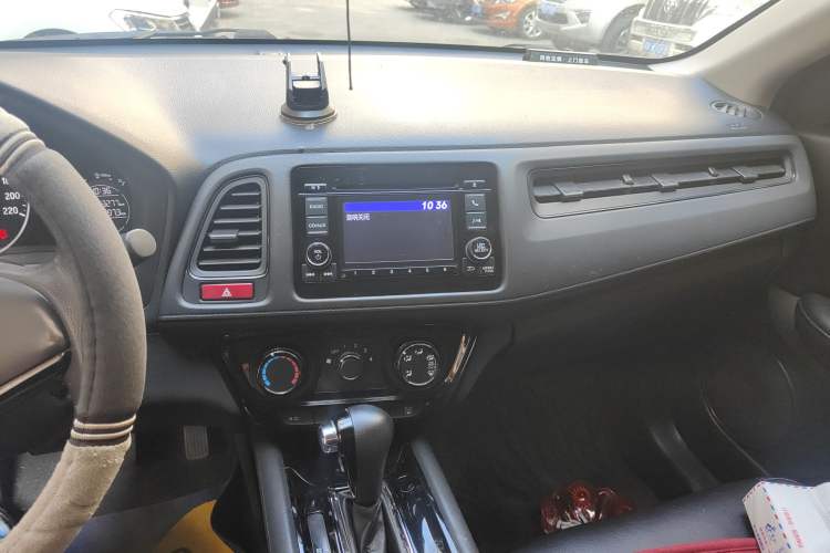 Used Honda Vezel 2015 1.8L CVT 2WD Elite Model Audio And AC Panel