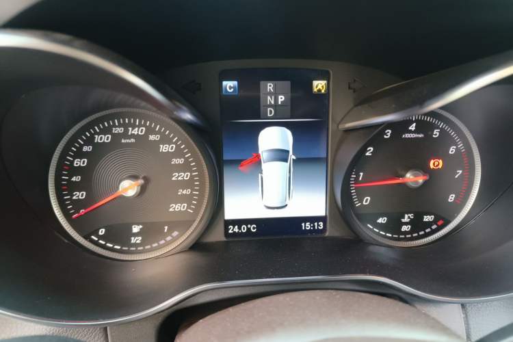 Used Mercedes-Benz GLC 2019 Refreshed GLC 300 L 4MATIC Dynamic Edition
