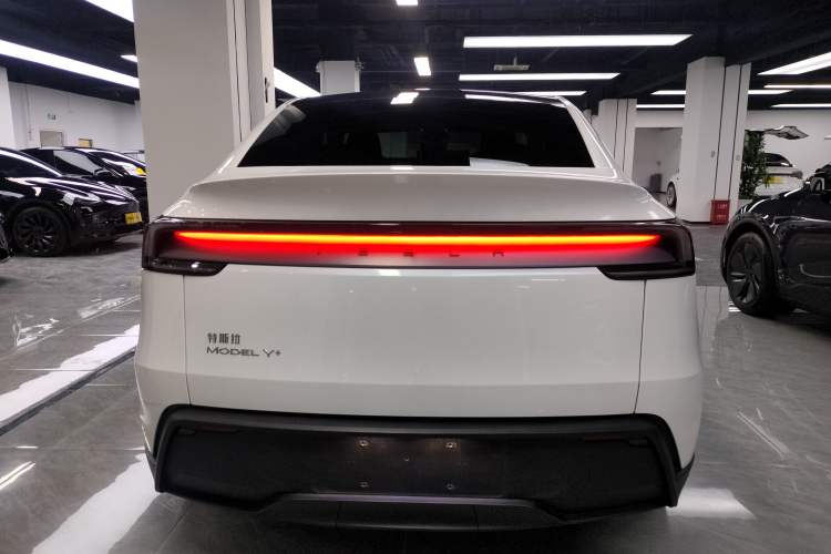 Used Tesla Model Y 2025 Updated Version Long-Range All-Wheel Drive