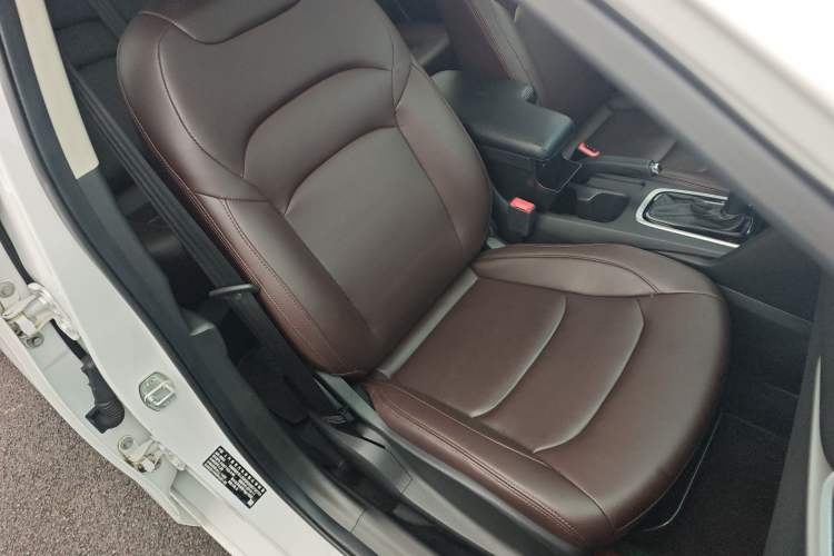 Used Chevrolet Cavalier 2019 320 Automatic Enjoyment with Sunroof Right Front Seat