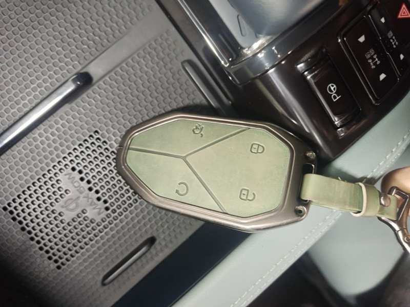 Used Formula Leopard 5 2023 Navigator Edition — 8