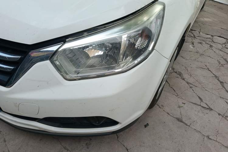 Used Venucia R50 2016 1.6L Manual Elite Edition
