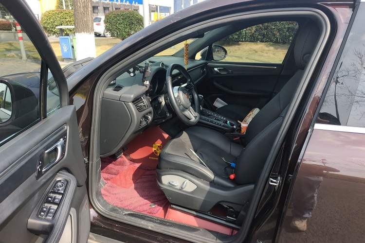 Used Porsche Macan 2018 Macan 2.0T
