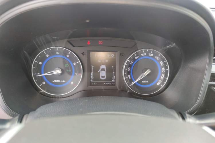 Used CHANGAN Eado DT 2019 1.6L Manual Comfort Model China VI Standard Instrument Cluster