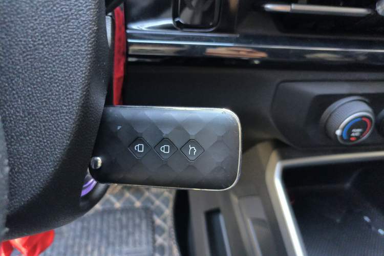 Used Wuling Alvez 2023 1.5L CVT Comfort Edition
