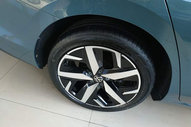 Used Volkswagen Lamando 2024 Lavida L 280TSI DSG Cool & Spicy Edition