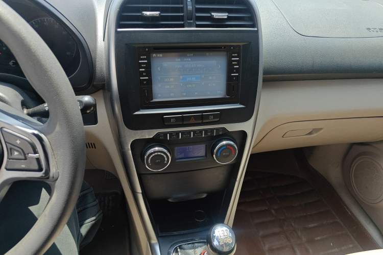 Used Chery Tiggo 3 2014 1.6L Manual Zhishang Edition