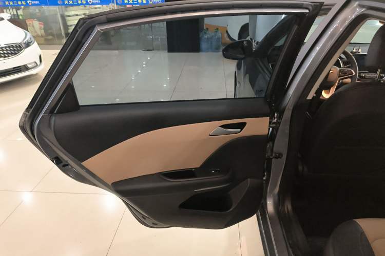 Used Chevrolet Monza 2022 320 Automatic Enjoyment Sunroof Version