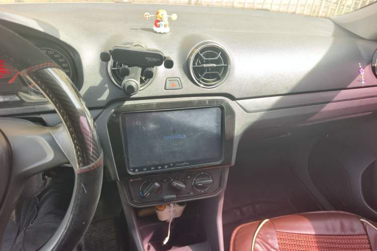 Used Volkswagen Jetta 2017 1.4L Manual Fashion Edition