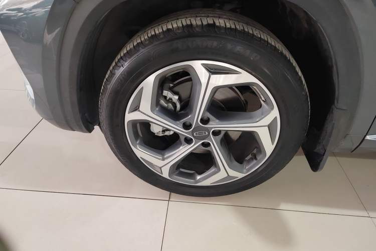 Used Geely Auto Monjaro L 2024 2.0TD High-Power Automatic Two-Wheel Drive Yunqi Version