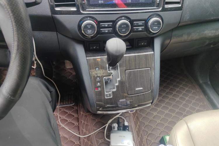 Used Mazda 8 2015 2.5L Flagship Edition
