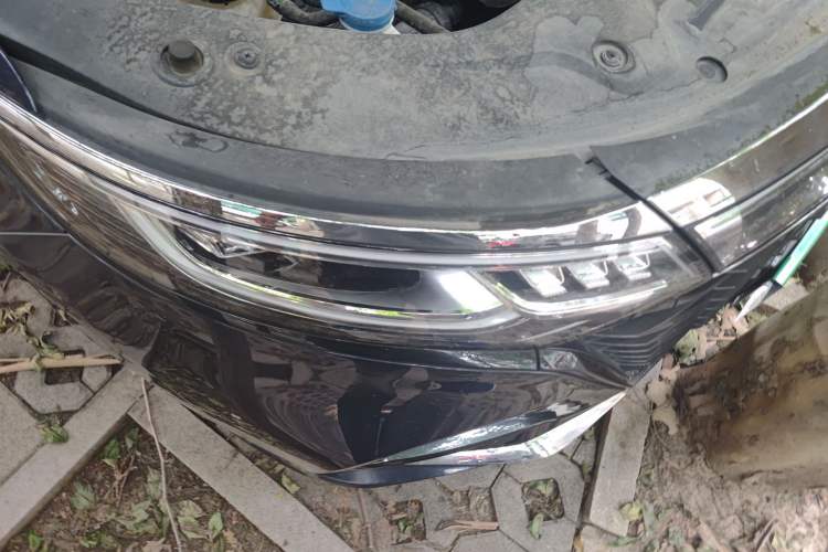 Used Roewe iMAX8 2021 400TGI Supreme Series Prestige Edition
