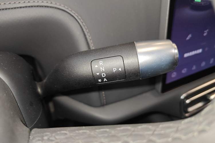 Used Li Auto L8 2023 Pro Model