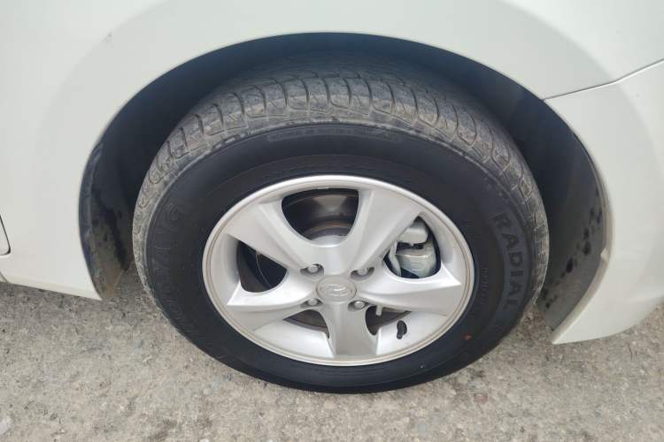 Used Hyundai Verna (older generation) 2016 1.4L Automatic Leading-Edge GLX
