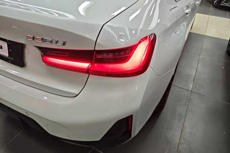 Used BMW 3 Series 2023 325Li M Sport Package