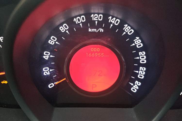 Used Kia Sportage R 2011 2.0L Automatic Two-Wheel Drive Premium Edition
