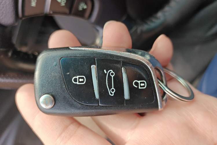 Used Hyundai NF 2006 2.0L Automatic Luxury Edition
