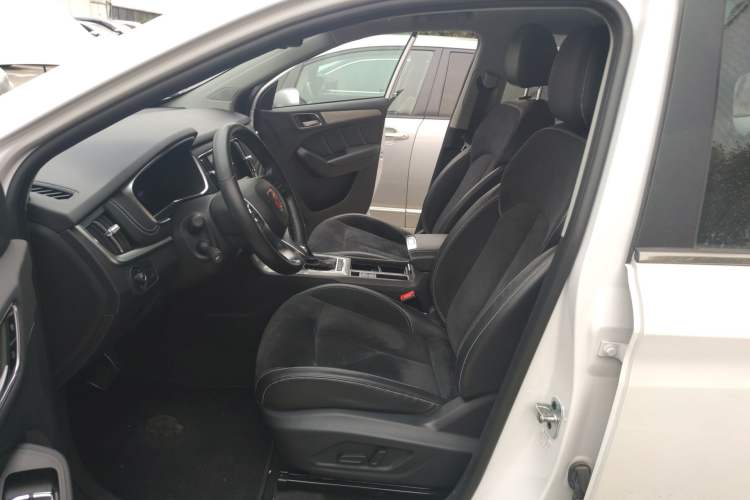 Used Roewe RX5 New Energy 2017 eRX5 50T Hybrid Connected Prestige Flagship Edition
