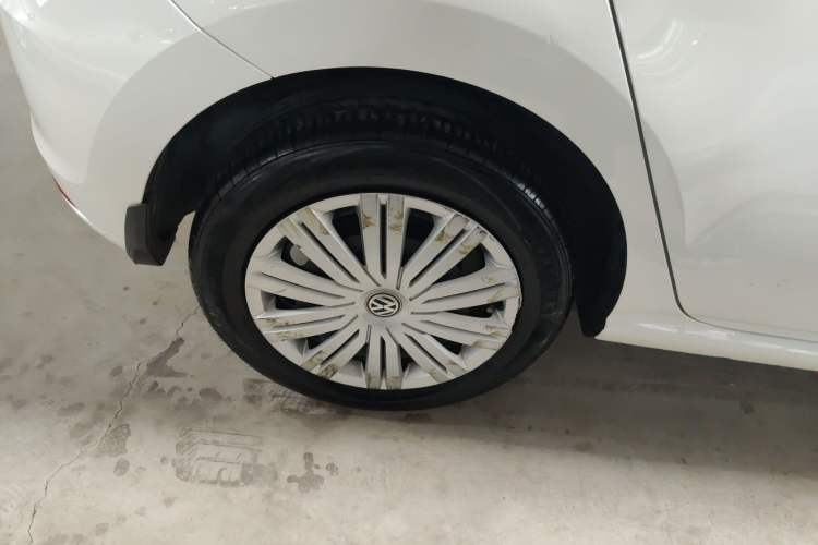 Used Volkswagen Polo 2016 1.6L Automatic Comfort Model Exterior 5