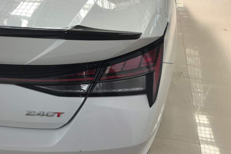 Used Hyundai Elantra 2021 240TGDi DCT LUX Prestige Edition Right Rear Taillight
