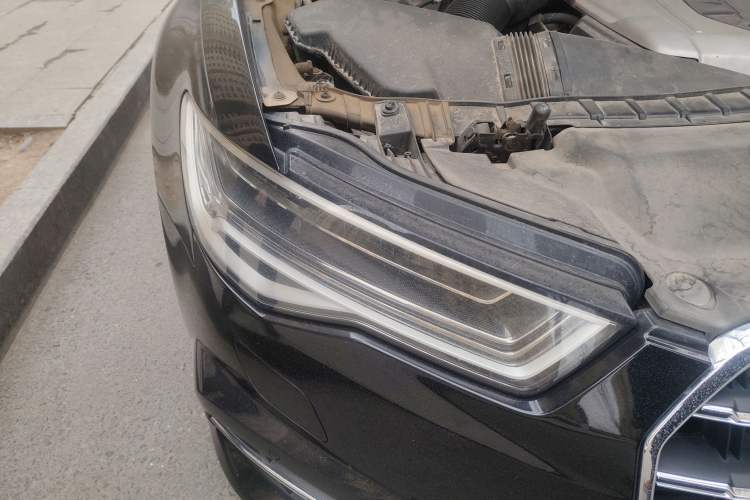 Used Audi A6L 2018 30th Anniversary Edition 45 TFSI quattro Luxury Model
