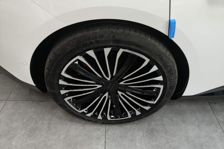 Used Avatr 12 2025 Ultra Extended-Range Edition