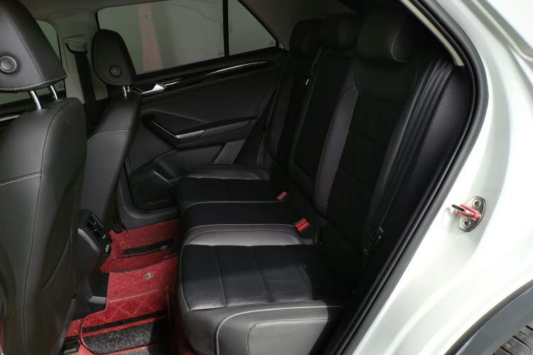 Used Volkswagen T-ROC 2021 280TSI DSG Two-Wheel Drive Comfort Connect Edition