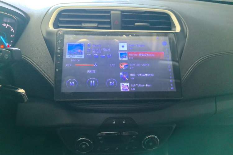 Used Ford Escort 2015 1.5L Automatic Fashion Model
