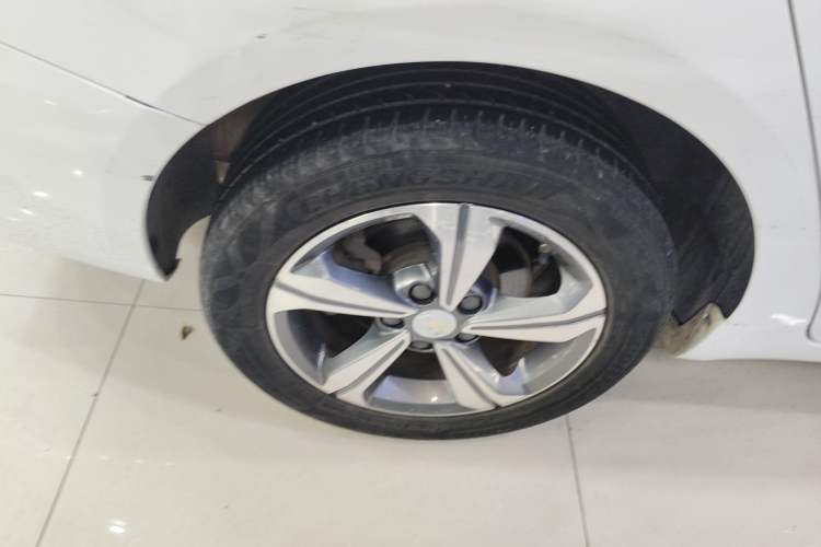 Used Geely Auto Emgrand GL 2018 1.4T DCT Elite Smart Connectivity Version Exterior 5